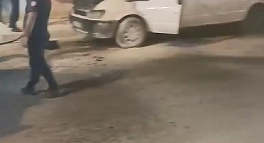 Elazığ'da seyir halindeki minibüste yangın