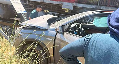 Manzarayı çekerken tren kazasını kaydetti
